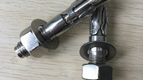 膨脹螺栓、化學(xué)螺栓和化學(xué)植筋，該如何區(qū)分呢