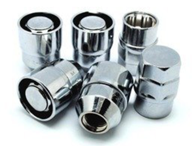 輪胎防盜螺母應(yīng)該怎么用呢？